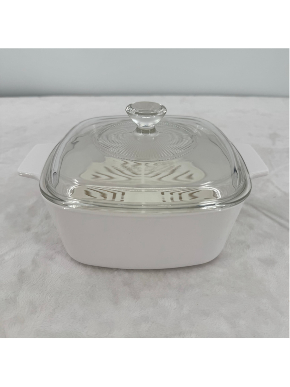 Vintage Corning Ware White Casserole Dish A-1.5-B #12 Lid #19 Made in the USA